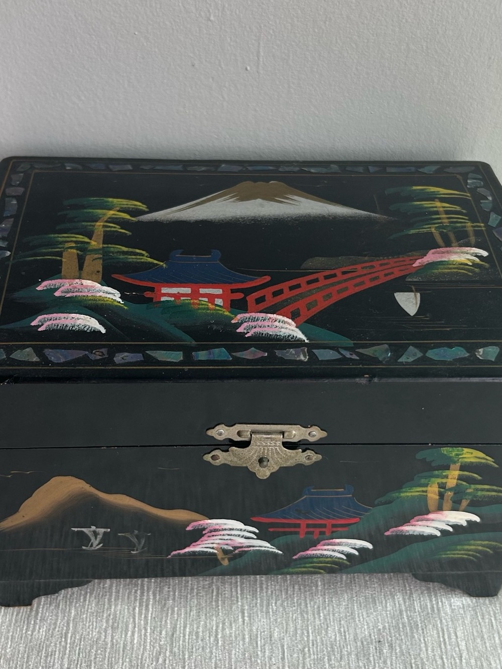 VINTAGE japan black lacquer handpainted jewelry box w/ mirror, music, ballerina